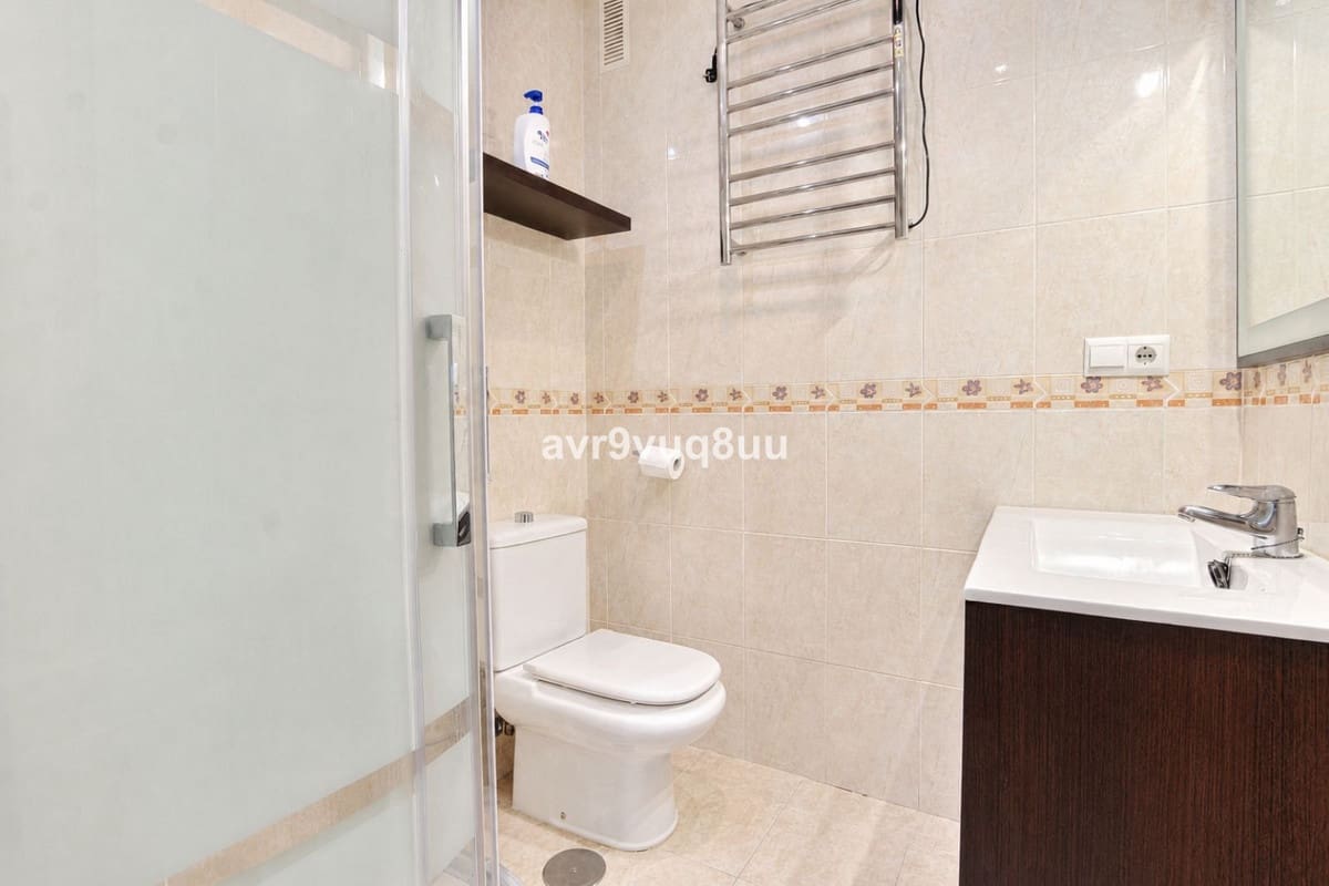 1 bedroom Penthouse for sale in La Cala de Mijas with garage - € 350,000 (Ref: 9838694)