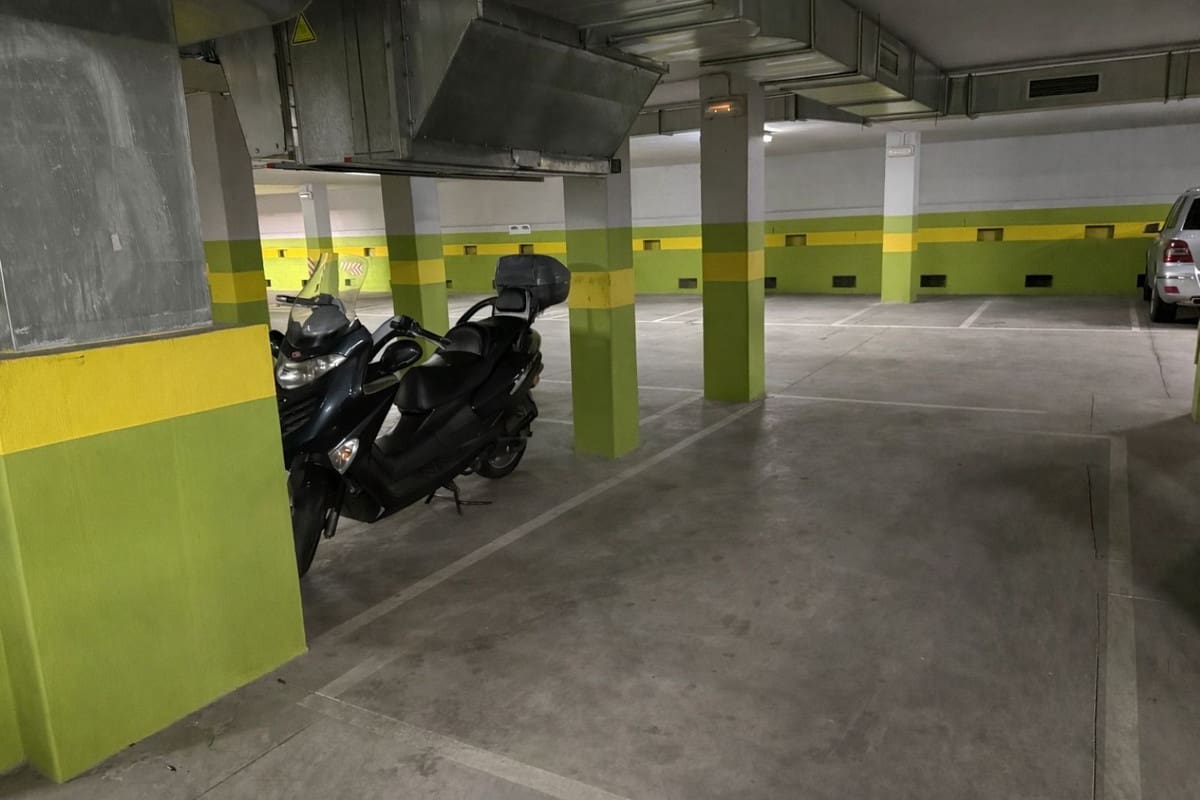 1 slaapkamer Penthouse te koop in La Cala de Mijas met garage - € 350.000 (Ref: 9838694)