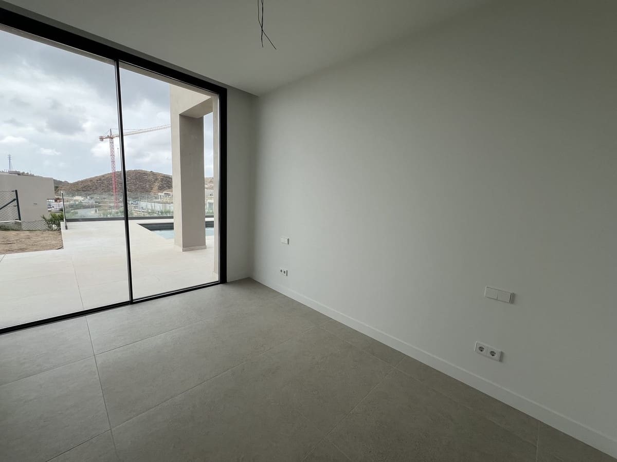 3 camera da letto Villa in vendita in Benahavis con piscina garage - 1.975.000 € (Rif: 9843775)