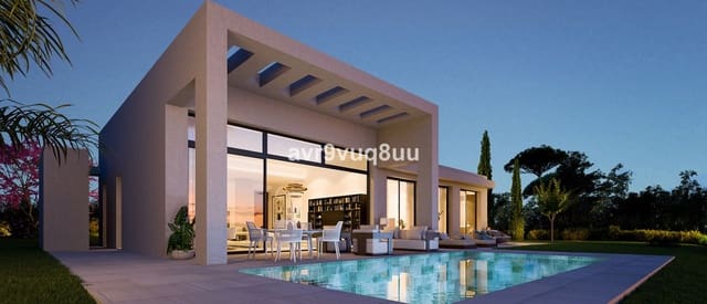 3 bedroom Villa for sale in Benahavís with pool garage - € 1,975,000 (Ref: 9843775)