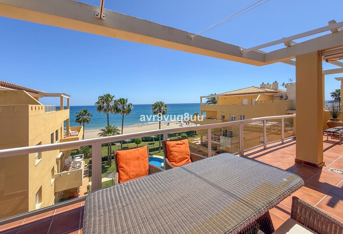 2 chambre Penthouse à vendre à La Cala de Mijas avec piscine garage - 1 250 000 € (Ref: 9844411)