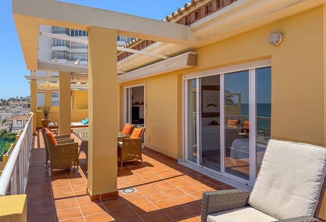 2 soveværelse Penthouse til salg i La Cala de Mijas, Mijas med swimmingpool garage - € 1.250.000 (Ref: 9844411)