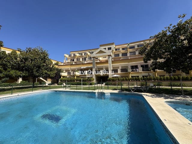 Studio for sale in Elviria, Marbella with pool garage - € 375,000 (Ref: 9849760)