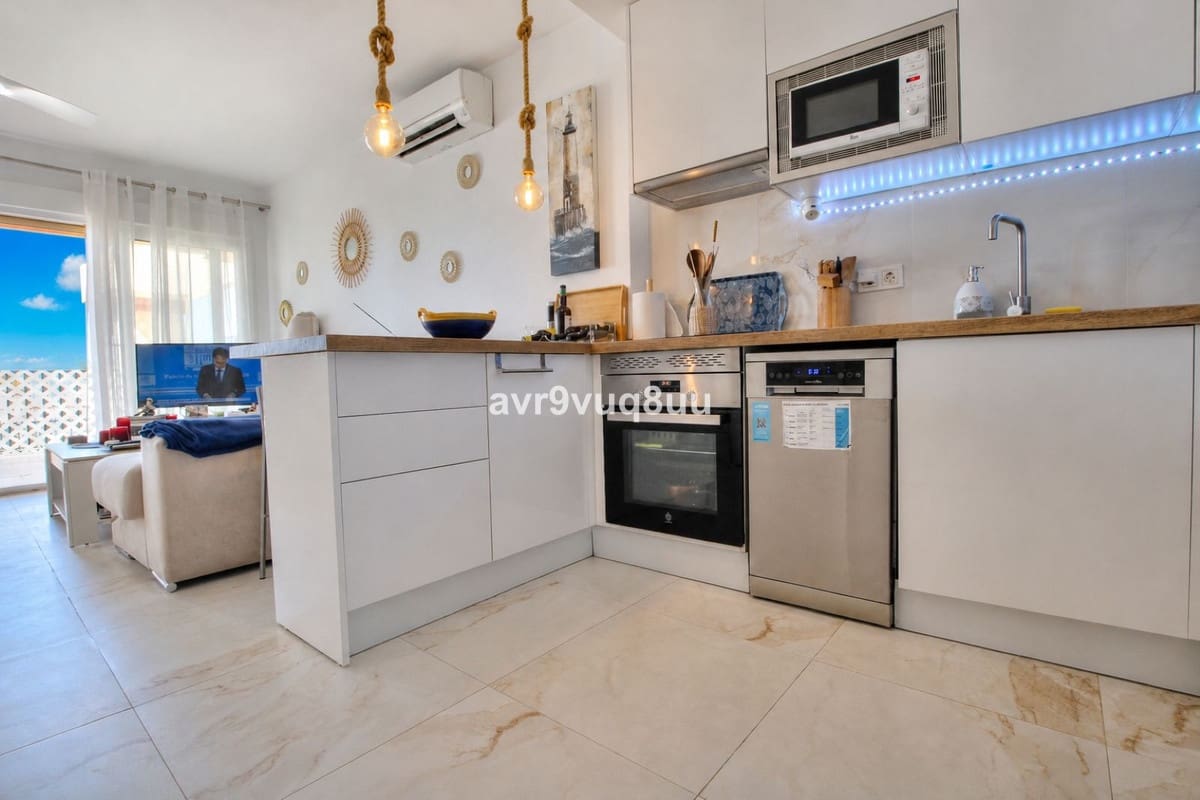 Estúdio para venda em Elviria com piscina garagem - 375 000 € (Ref: 9849760)