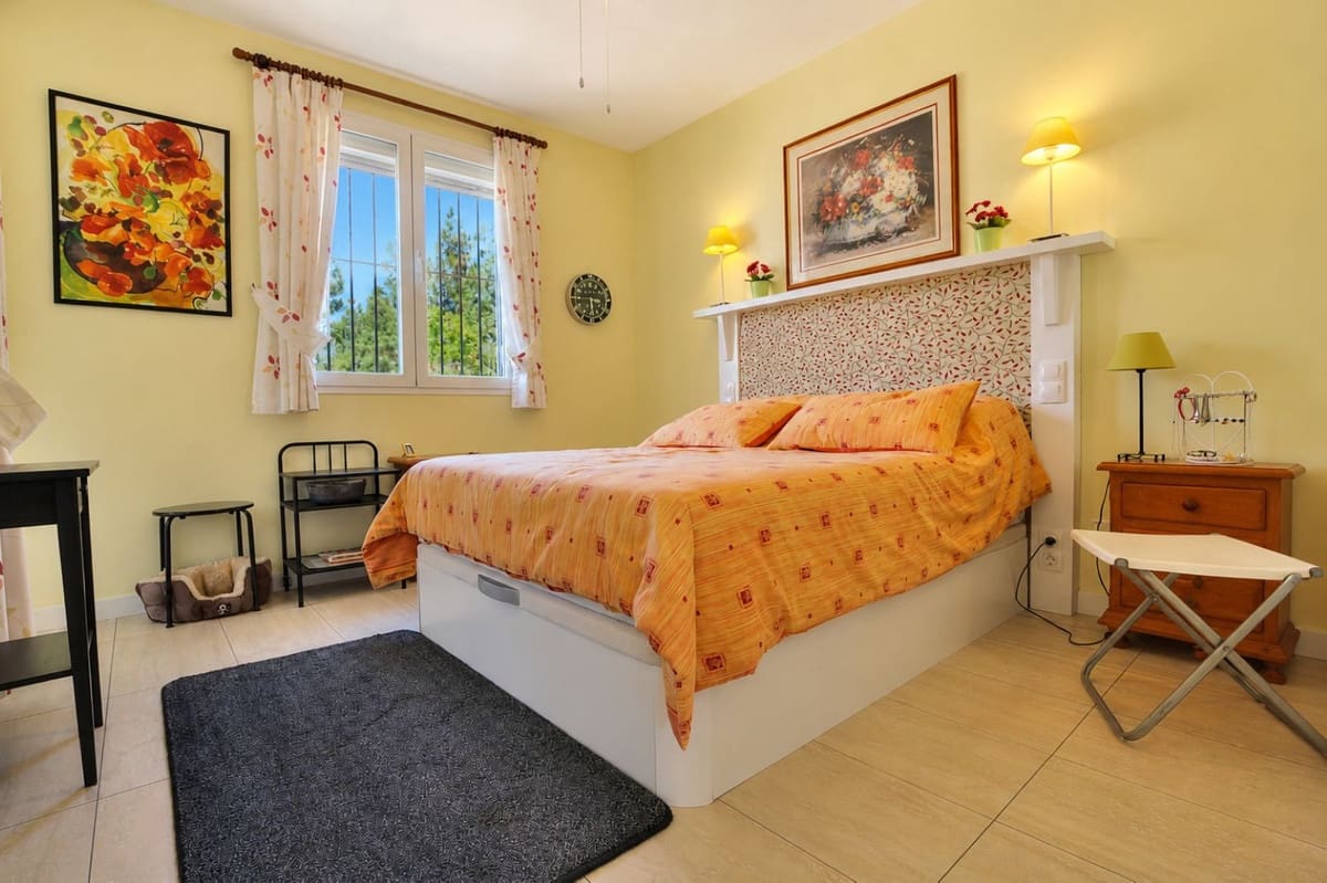 2 soveværelse Byhus til salg i Mijas Costa med swimmingpool garage - € 349.950 (Ref: 9858698)