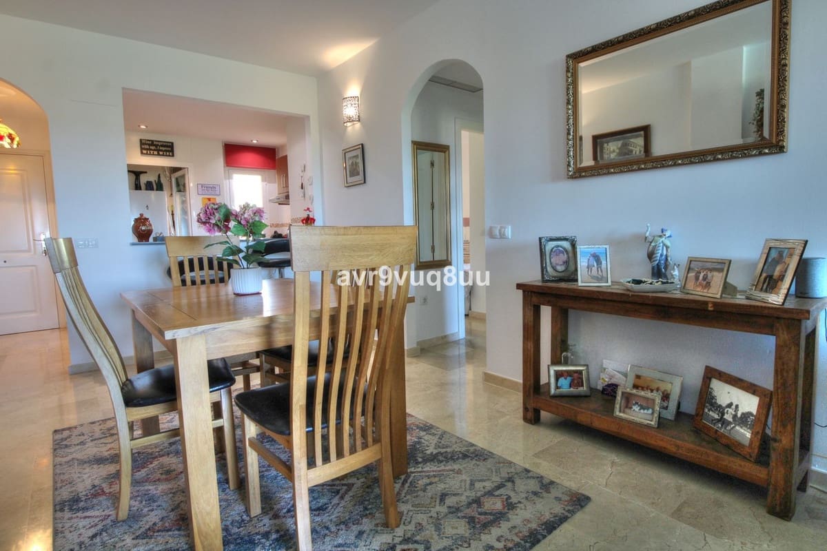 2 bedroom Apartment for sale in El Faro with pool garage - € 395,000 (Ref: 9858881)