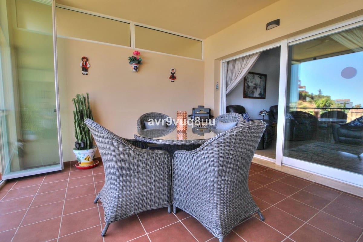 2 bedroom Apartment for sale in El Faro with pool garage - € 395,000 (Ref: 9858881)