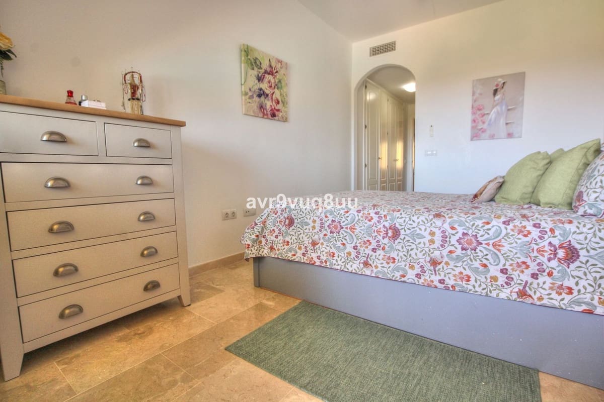 2 bedroom Apartment for sale in El Faro with pool garage - € 395,000 (Ref: 9858881)