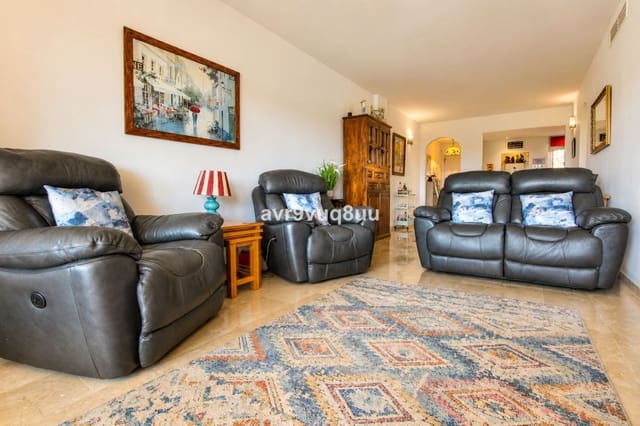 Apartamento de 2 habitaciones en El Faro, Mijas en venta con piscina garaje - 395.000 € (Ref: 9858881)