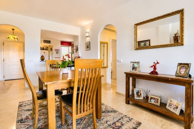 2 makuuhuone Huoneisto myytävänä paikassa El Faro, Mijas mukana uima-altaan 
autotalli - 395 000 € (Ref: 9858881)