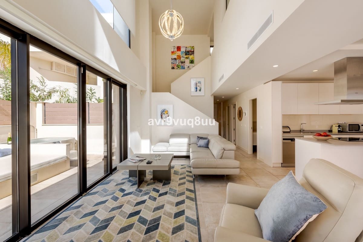 4 soverom Hus til salgs i La Cala de Mijas med svømmebasseng garasje - € 1 195 000 (Ref: 9872820)
