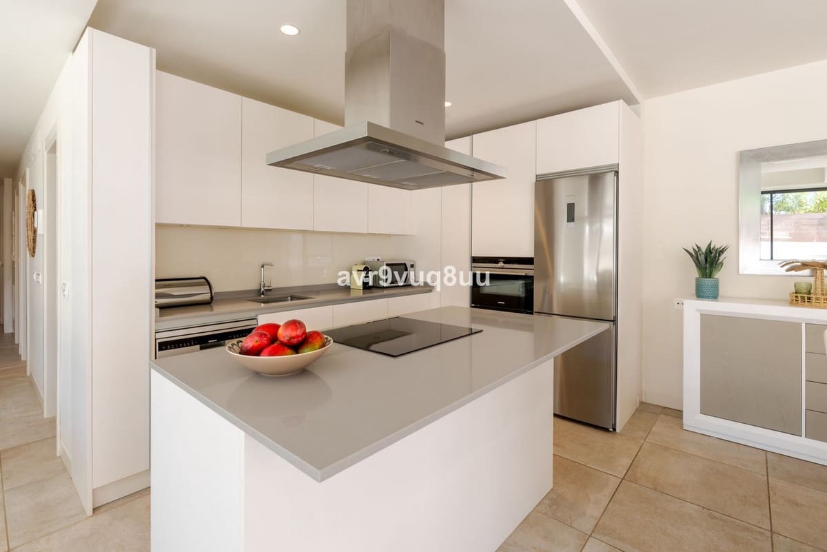 4 soverom Hus til salgs i La Cala de Mijas med svømmebasseng garasje - € 1 195 000 (Ref: 9872820)