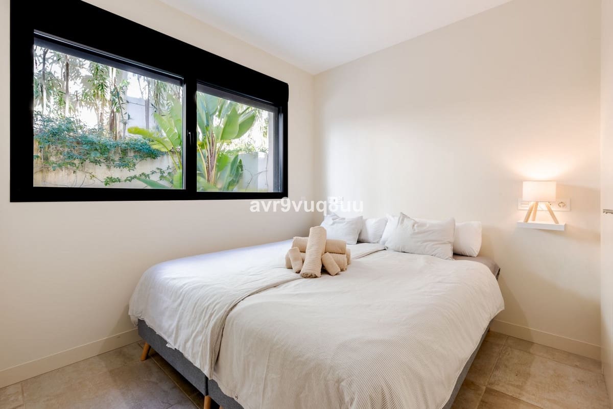 4 soverom Hus til salgs i La Cala de Mijas med svømmebasseng garasje - € 1 195 000 (Ref: 9872820)