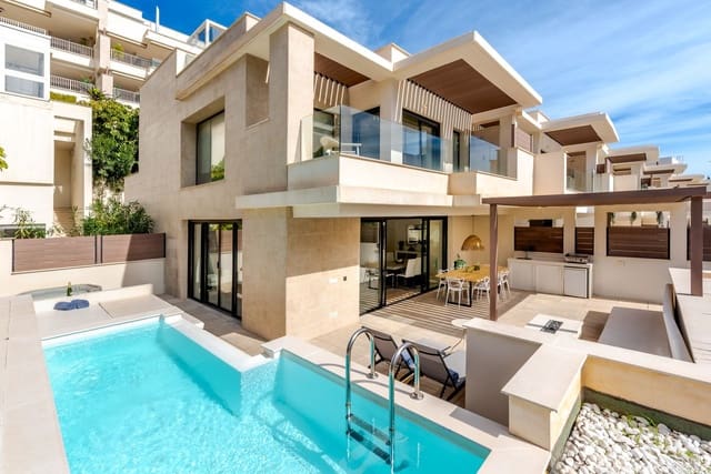 4 sypialnia Dom na sprzedaż w La Cala de Mijas, Mijas z basenem garażem - 1 195 000 € (Ref: 9872820)