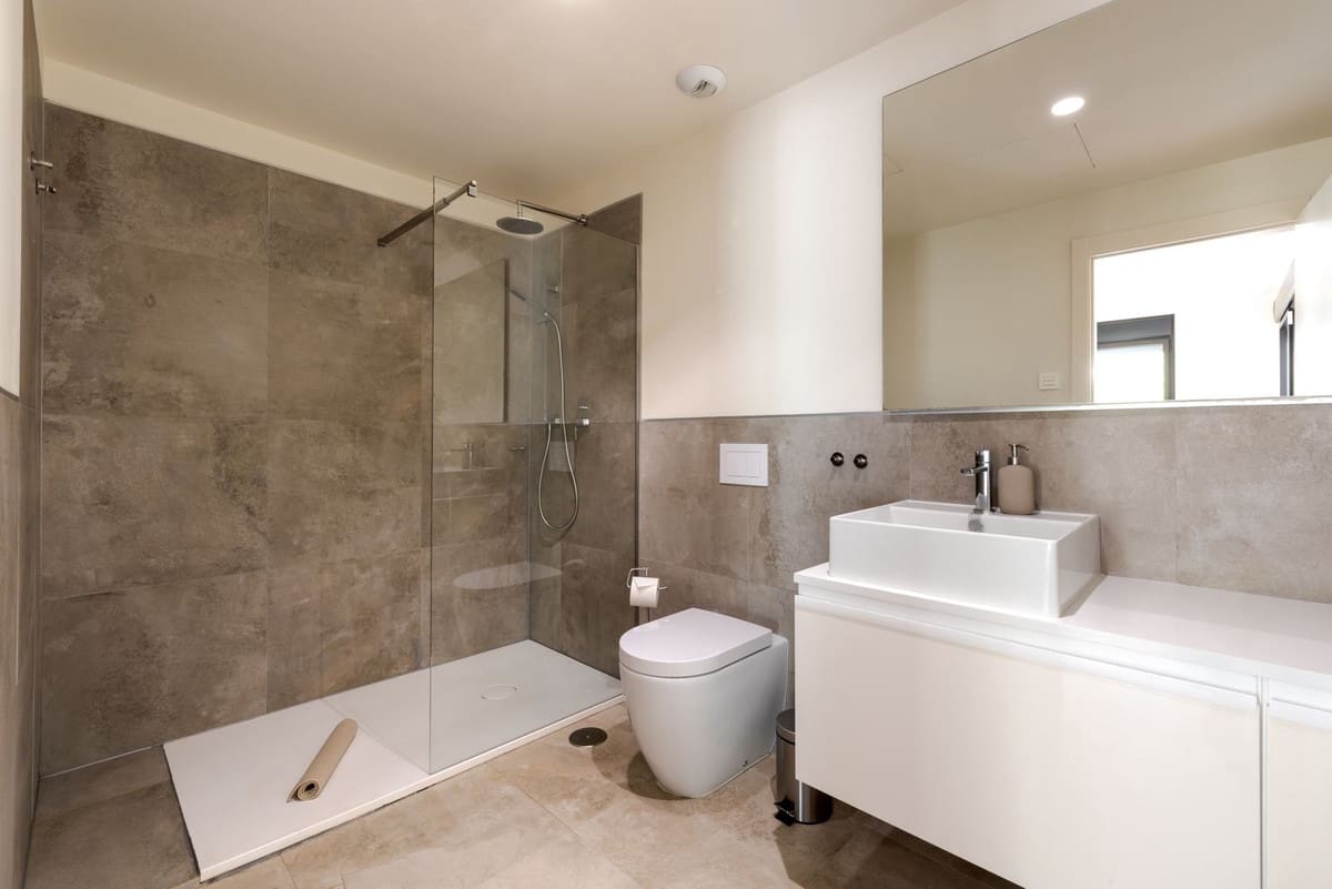 4 bedroom Townhouse for sale in La Cala de Mijas with pool garage - € 1,195,000 (Ref: 9872820)