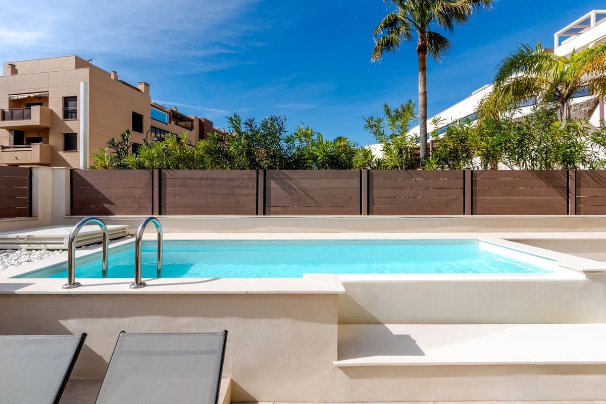 4 bedroom Townhouse for sale in La Cala de Mijas with pool garage - € 1,195,000 (Ref: 9872820)