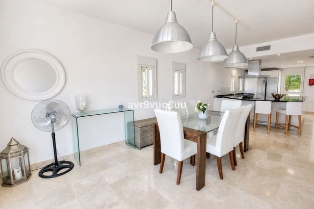 5 chambre Villa/Maison à vendre à La Cala Golf, Mijas avec piscine garage - 1 100 000 € (Ref: 9877143)
