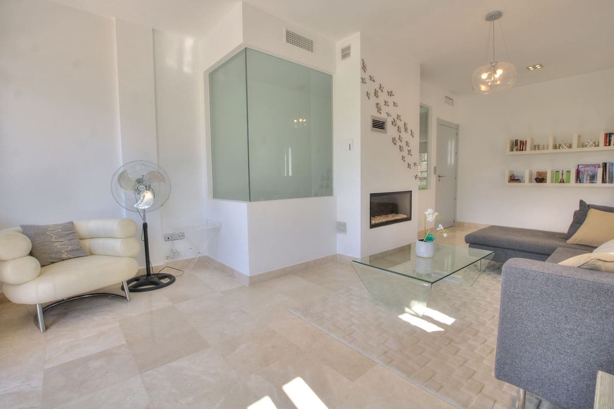 5 chambre Villa/Maison à vendre à La Cala Golf avec piscine garage - 1 100 000 € (Ref: 9877143)