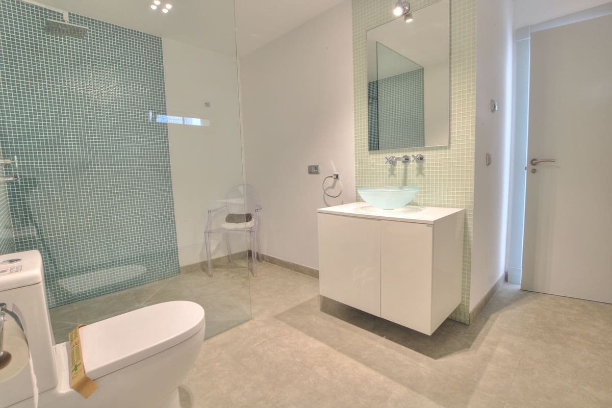 5 chambre Villa/Maison à vendre à La Cala Golf avec piscine garage - 1 100 000 € (Ref: 9877143)