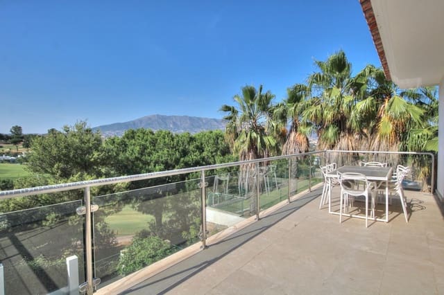 5 bedroom Villa for sale in La Cala Golf, Mijas with pool garage - € 1,100,000 (Ref: 9877143)