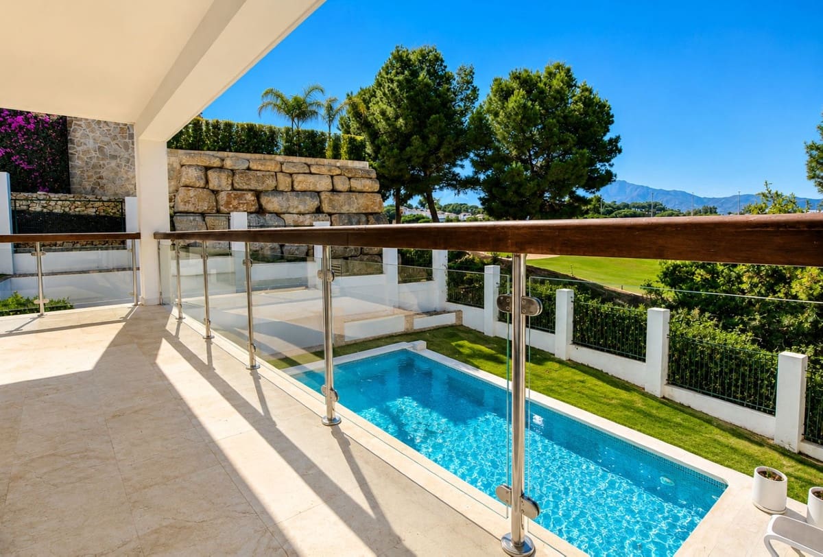 5 chambre Villa/Maison à vendre à La Cala Golf avec piscine garage - 1 100 000 € (Ref: 9877143)