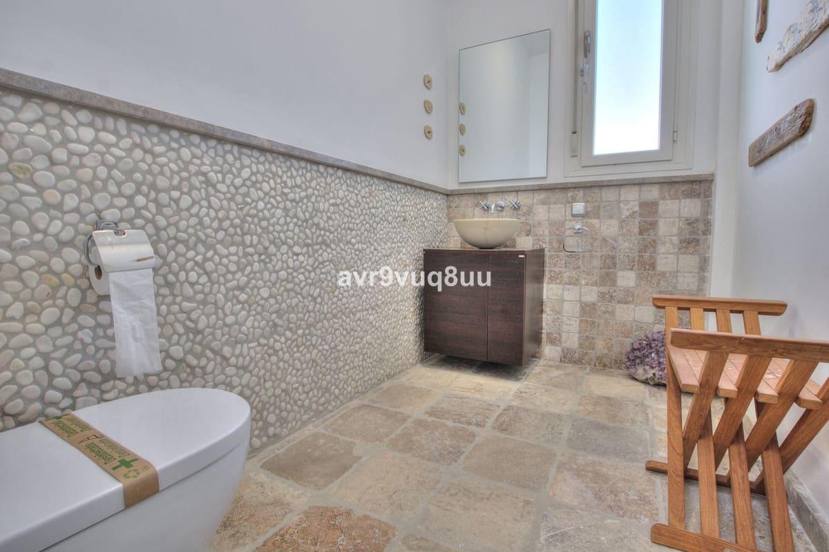 4 slaapkamer Villa te huur in La Cala Golf met zwembad garage - € 3.700 (Ref: 9877793)
