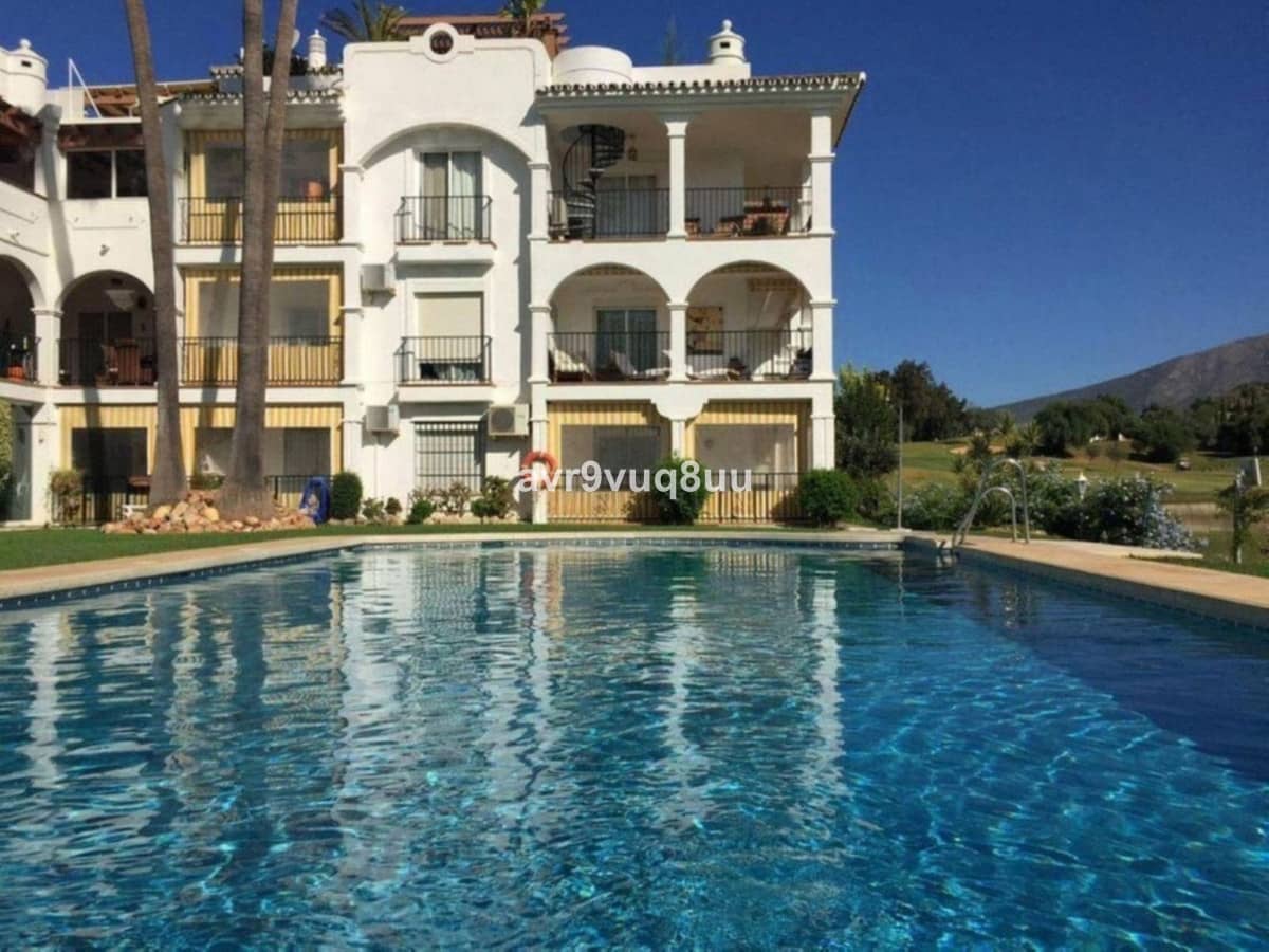 2 bedroom Penthouse for sale in Mijas Golf with pool garage - € 319,000 (Ref: 9879557)