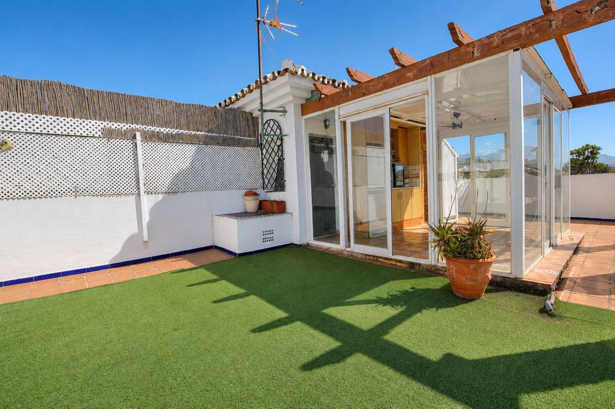 2 bedroom Penthouse for sale in Mijas Golf with pool garage - € 319,000 (Ref: 9879557)