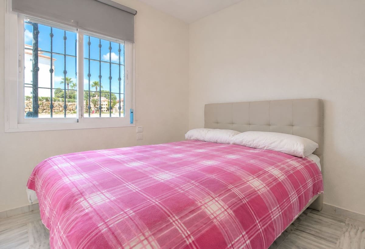 Apartamento de 2 habitaciones en Málaga ciudad en venta con piscina - 289.000 € (Ref: 9880237)