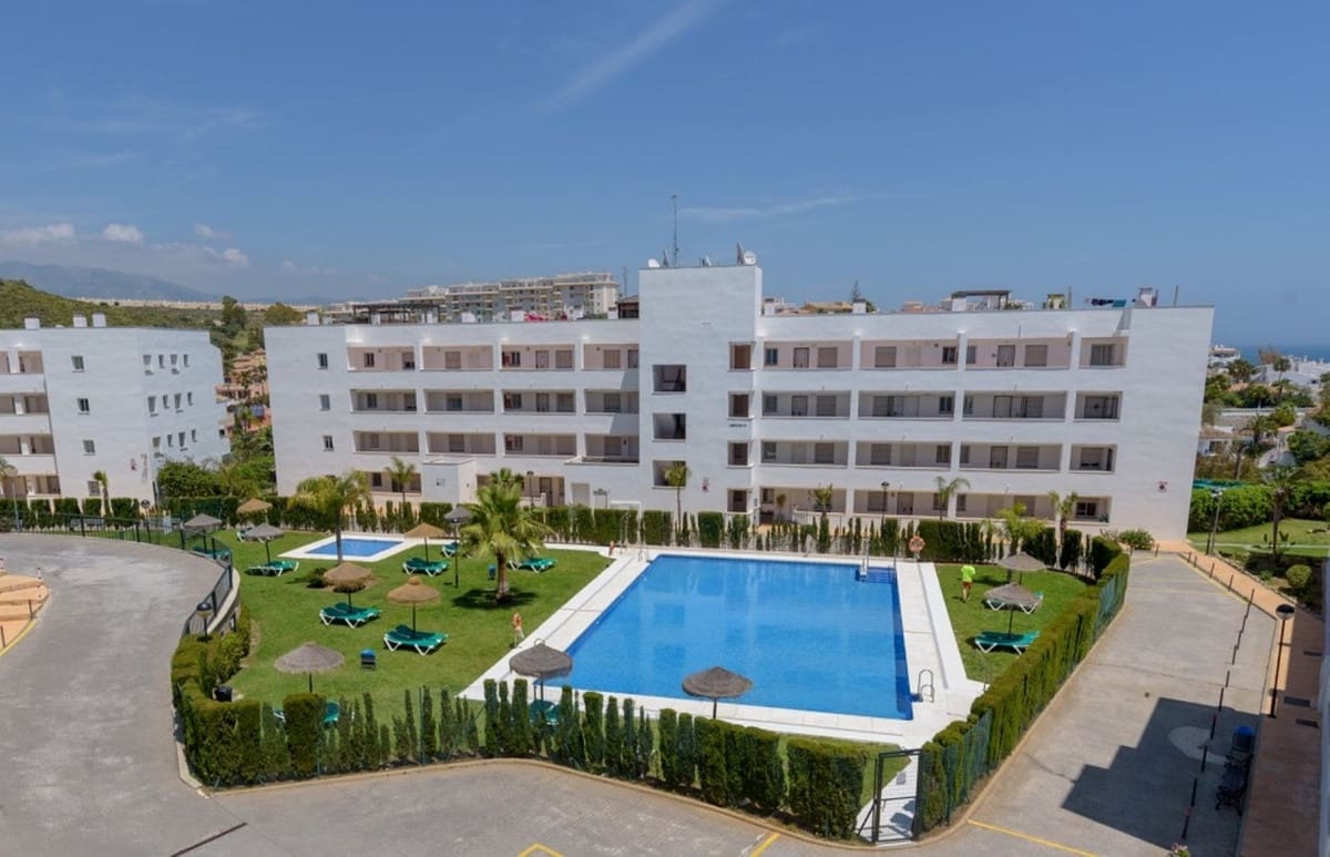 Apartamento de 2 habitaciones en Málaga ciudad en venta con piscina - 289.000 € (Ref: 9880237)