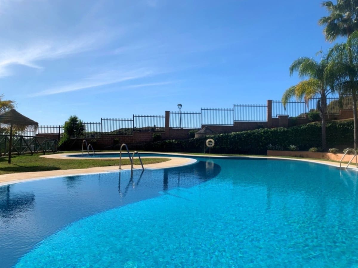 2 sypialnia Apartament na sprzedaż w La Cala de Mijas z basenem garażem - 385 000 € (Ref: 9889377)
