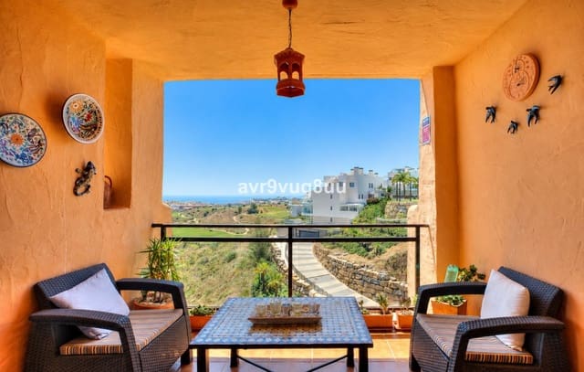 2 bedroom Apartment for sale in La Cala de Mijas, Mijas with pool garage - € 385,000 (Ref: 9889377)