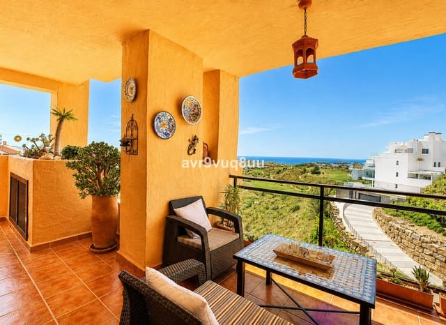 2 bedroom Apartment for sale in La Cala de Mijas, Mijas with pool garage - € 385,000 (Ref: 9889377)