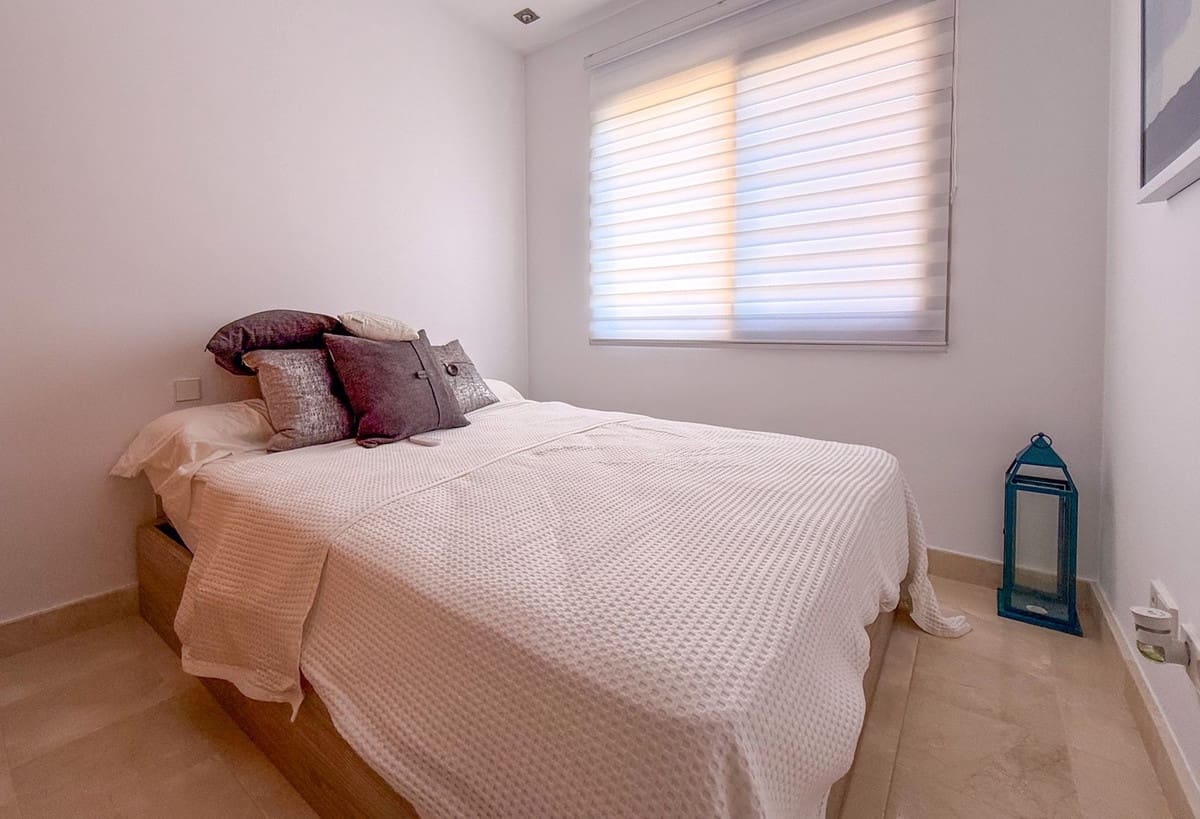4 quarto Casa em Banda para venda em Riviera del Sol com piscina garagem - 649 950 € (Ref: 9912250)