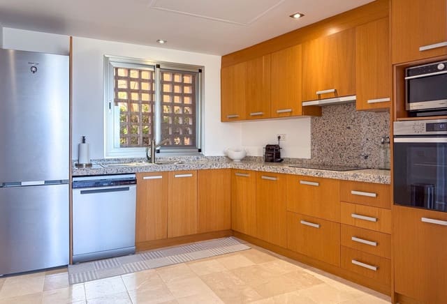4 quarto Casa em Banda para venda em Riviera del Sol, Mijas com piscina garagem - 649 950 € (Ref: 9912250)