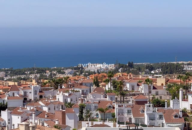 4 soverom Hus til salgs i Riviera del Sol, Mijas med svømmebasseng garasje - € 625 000 (Ref: 9912250)