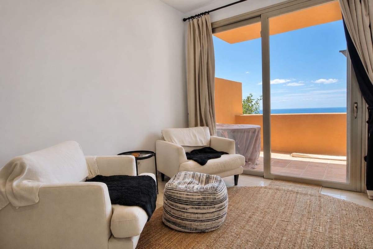 Casa de 4 habitaciones en Riviera del Sol en venta con piscina garaje - 625.000 € (Ref: 9912250)