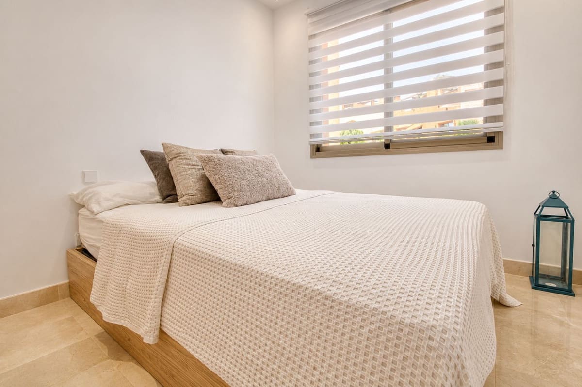 Casa de 4 habitaciones en Riviera del Sol en venta con piscina garaje - 625.000 € (Ref: 9912250)