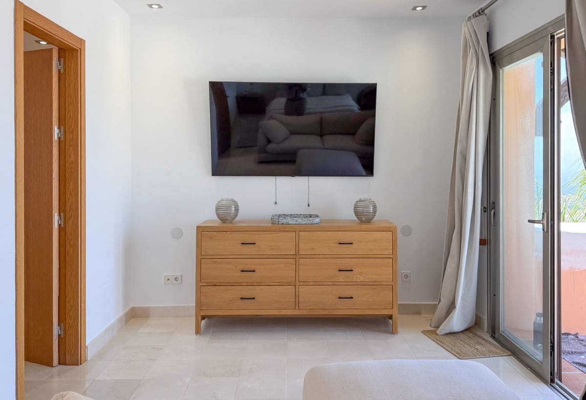 Casa de 4 habitaciones en Riviera del Sol en venta con piscina garaje - 625.000 € (Ref: 9912250)
