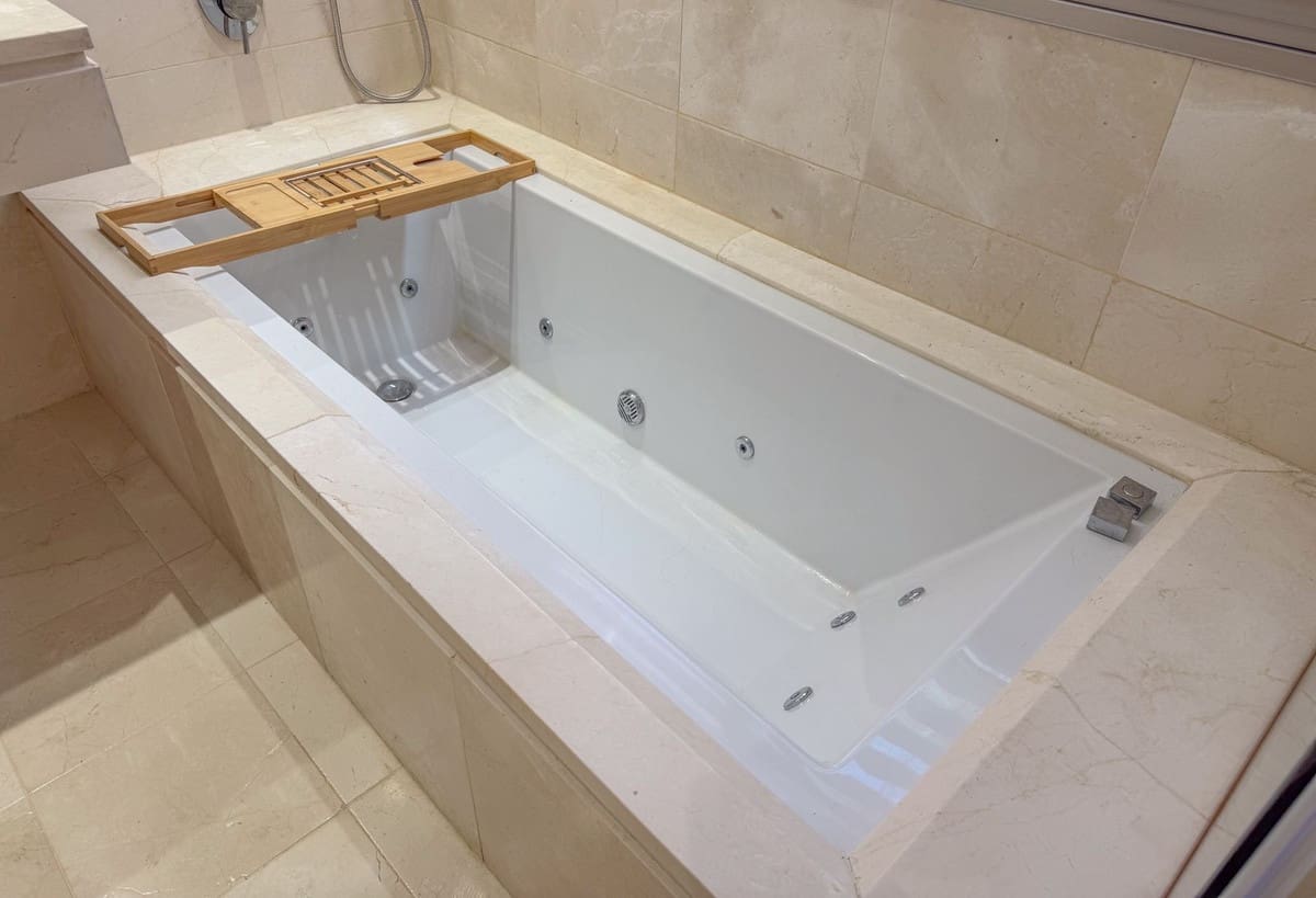 Casa de 4 habitaciones en Riviera del Sol en venta con piscina garaje - 625.000 € (Ref: 9912250)