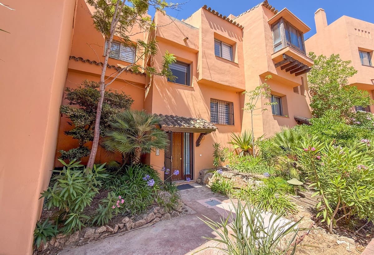 Casa de 4 habitaciones en Riviera del Sol en venta con piscina garaje - 625.000 € (Ref: 9912250)