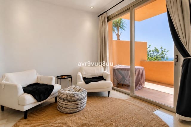 4 sypialnia Dom na sprzedaż w Riviera del Sol, Mijas z basenem garażem - 625 000 € (Ref: 9912250)
