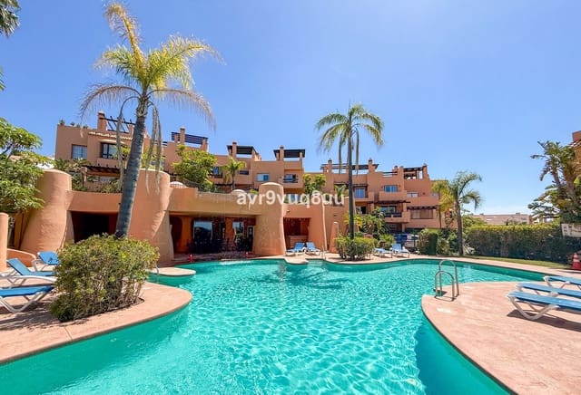 4 sypialnia Dom na sprzedaż w Riviera del Sol, Mijas z basenem garażem - 625 000 € (Ref: 9912250)