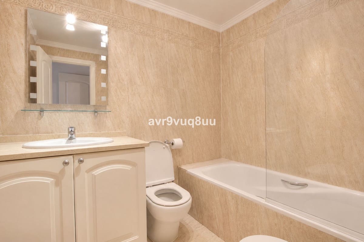 2 chambre Appartement à vendre à Elviria avec piscine garage - 299 950 € (Ref: 9916265)