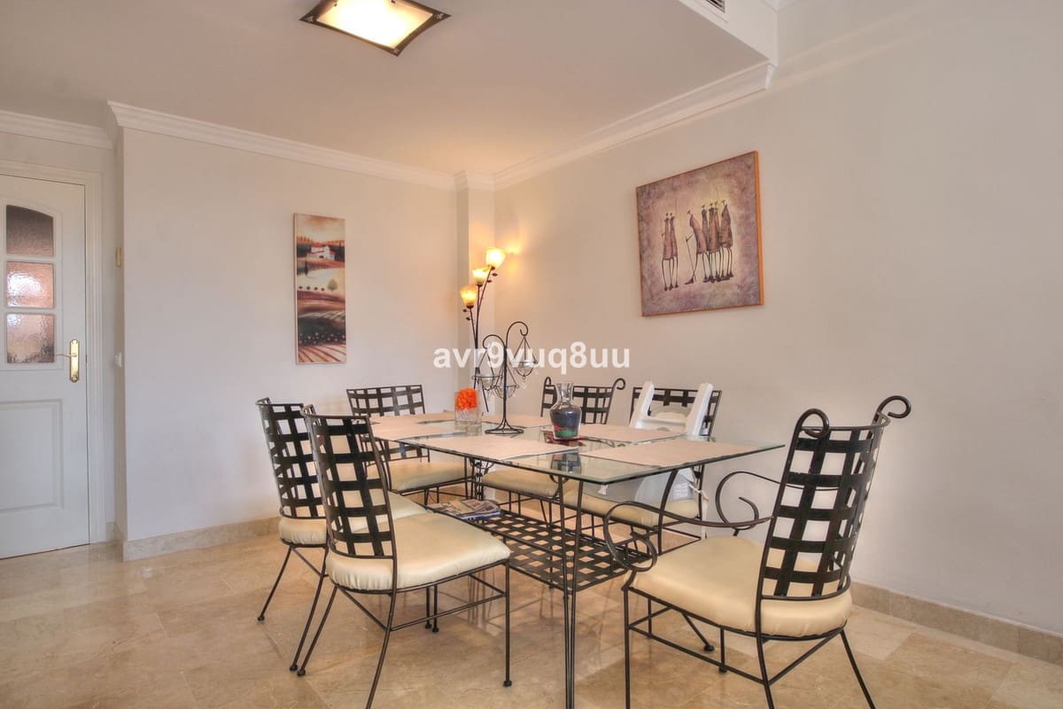 2 chambre Appartement à vendre à Elviria avec piscine garage - 299 950 € (Ref: 9916265)