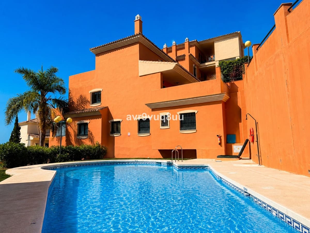 2 chambre Appartement à vendre à Elviria avec piscine garage - 299 950 € (Ref: 9916265)