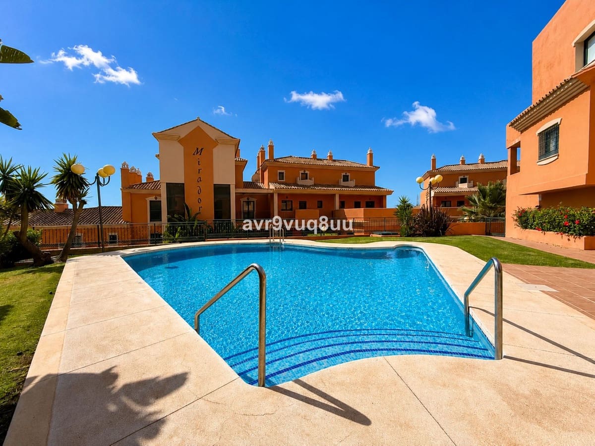 2 chambre Appartement à vendre à Elviria avec piscine garage - 299 950 € (Ref: 9916265)