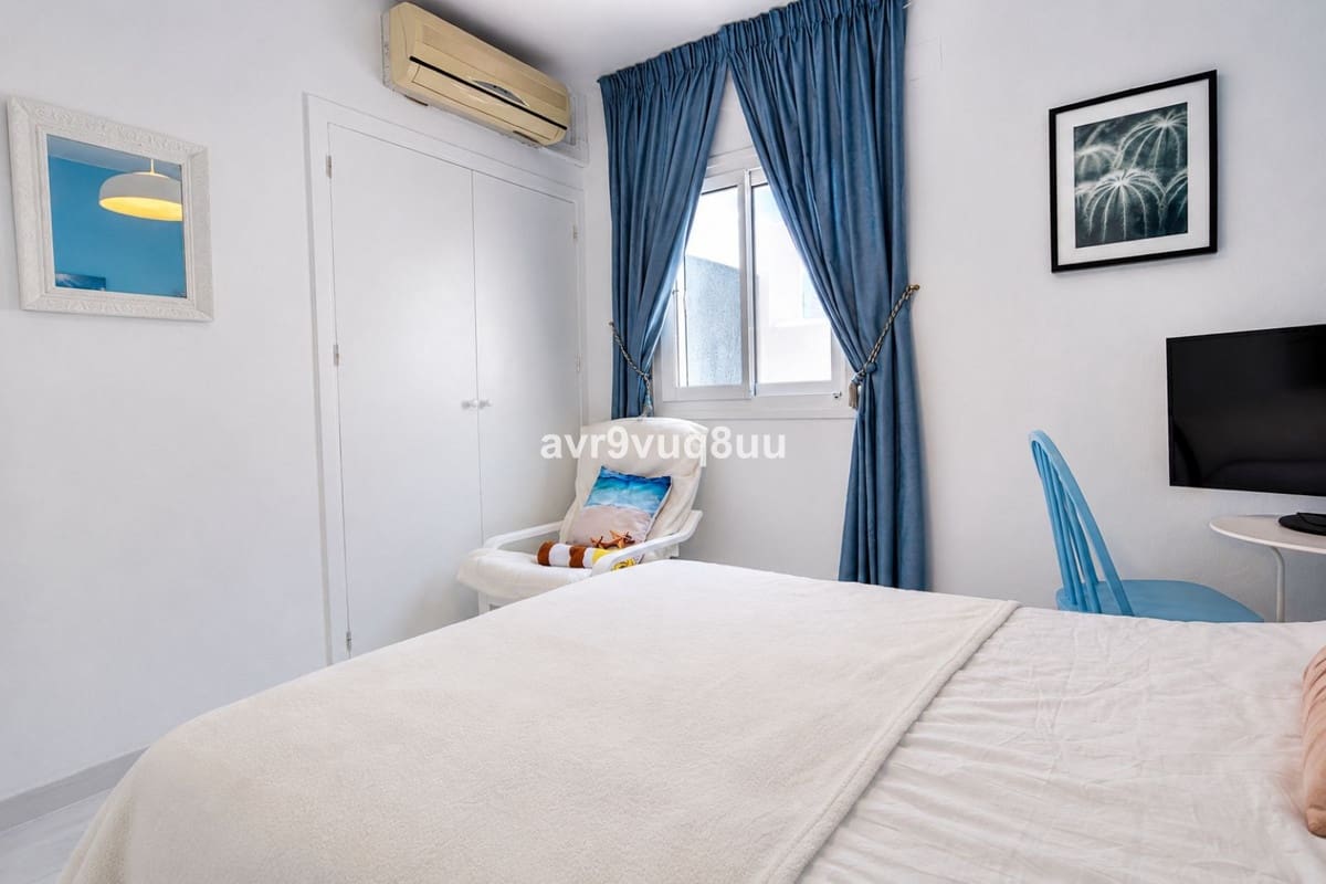 2 Zimmer Villa zu verkaufen in El Faro mit Pool Garage - 415.000 € (Ref: 9928496)