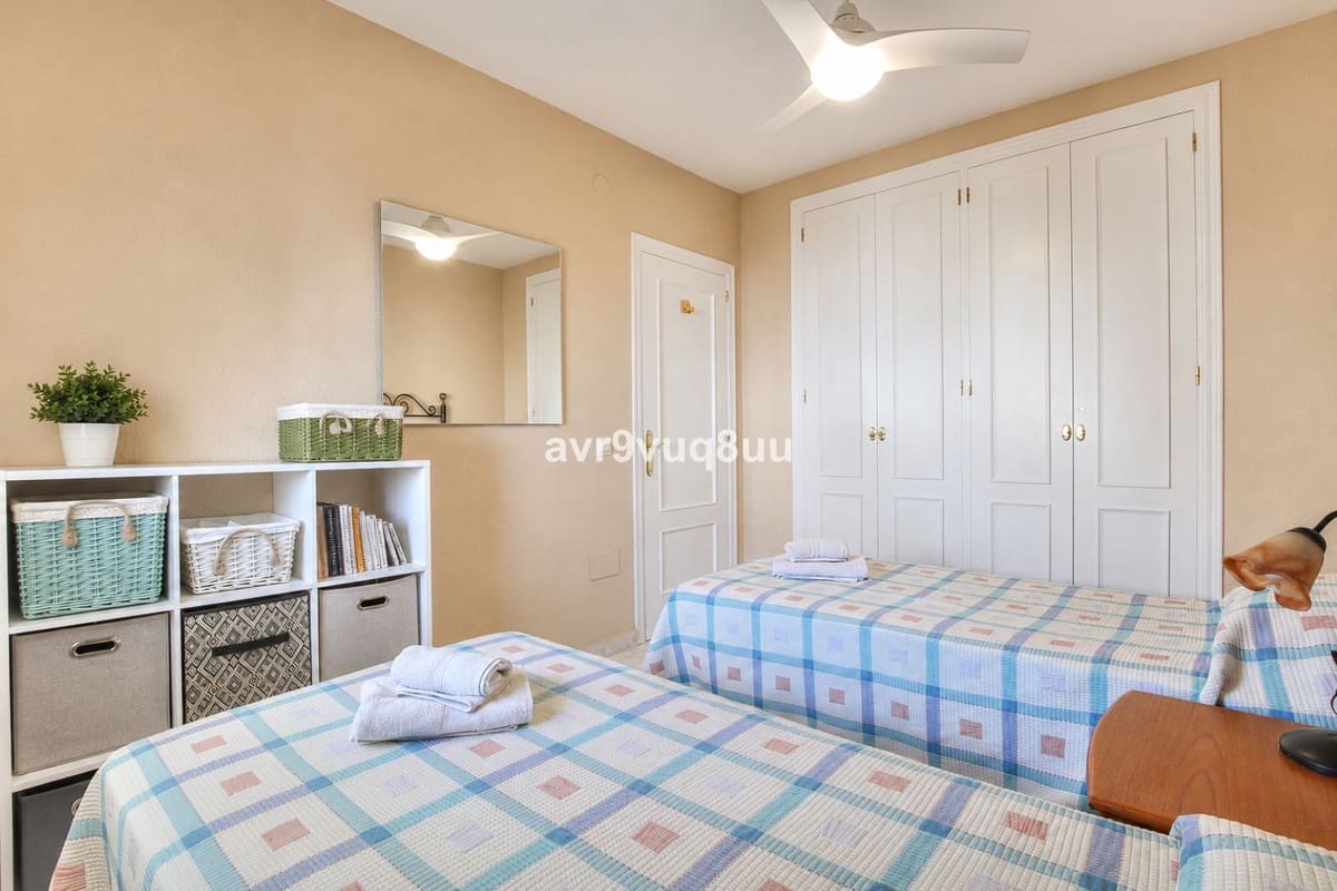 2 bedroom Penthouse for sale in Cerro del Aguila with pool - € 234,950 (Ref: 9939220)