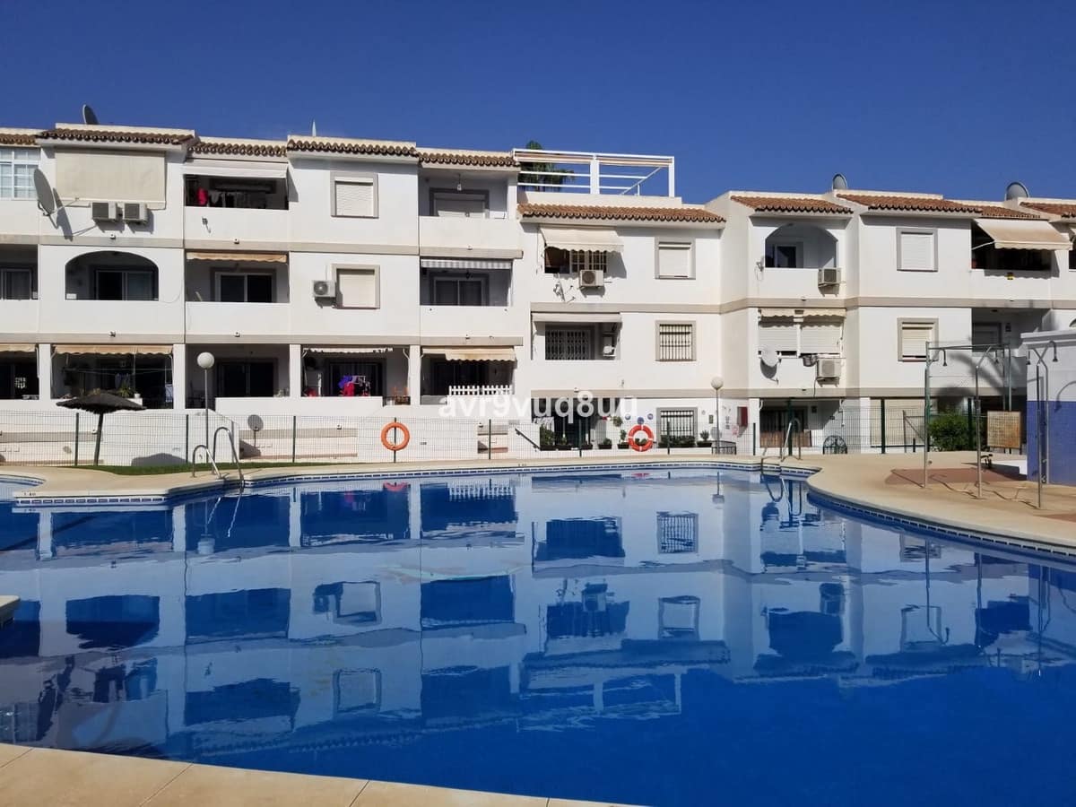 2 bedroom Penthouse for sale in Cerro del Aguila with pool - € 234,950 (Ref: 9939220)